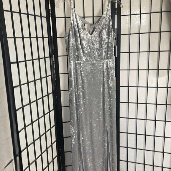 NWT Calvin Klein Silver Crushed Velvet Evening Gown size 8 - Picture 1 of 9